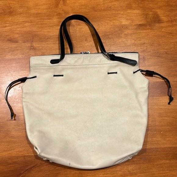 MARNI HOBO TOTE BAG SIDE CINCH SAND & BLACK LEATHER ZIP CLOSURE BOHO ITALY LUX🖤 - Picture 3 of 17